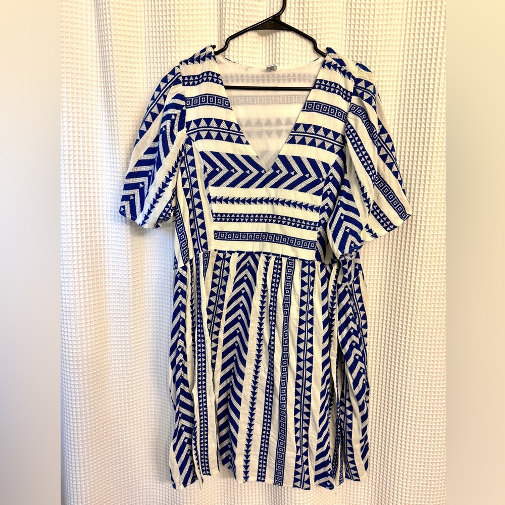 Old Navy Blue and White Flutter Sleeve Dress